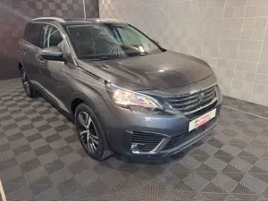 Peugeot 5008 *ACTIVE*7 SITZER-180° R.KAM-TEMPO-SHZ-SPUR