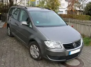 Volkswagen Touran Touran 2.0 EcoFuel Trendline Bild 3