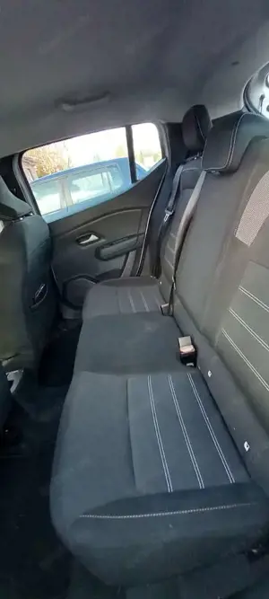 Dacia Sandero Stepway TCe 90 CVT Expression Bild 2