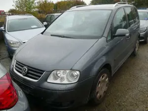 Volkswagen Touran 2.0 TDI DSG Highline Klimaaut Xenon HU/AU 12/2024