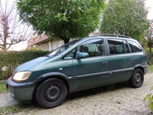 Opel Zafira Zafira 2.2 Elegance