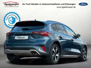 Ford Focus Lim. Active AUTOMATIK NAVI RFK BLIS ACC Bild 3