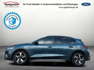 Ford Focus Lim. Active AUTOMATIK NAVI RFK BLIS ACC Bild 2