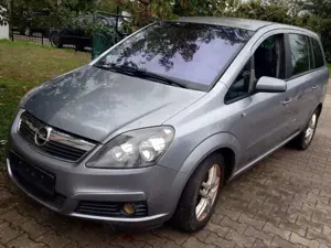 Opel Zafira 2.2 Automatik