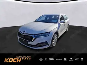 Skoda Octavia Combi 2.0TDI Style DSG Leder  AHK Navi L