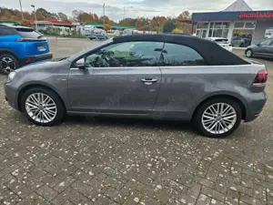 Volkswagen Golf VI Cabriolet Cup SHZ PDC TEMP AHK Bild 3