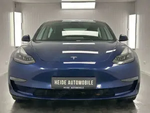 Tesla Model 3 Bild 2