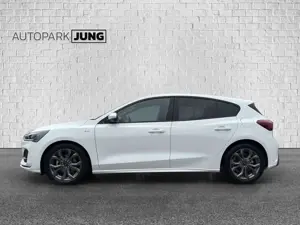 Ford Focus Lim. ST-Line X*ACC*LED*Navi*Kamera Bild 2