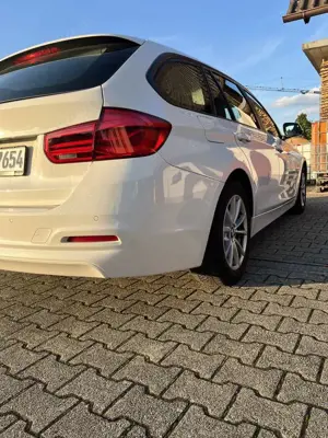 BMW 318 318 d Advantage Bild 3