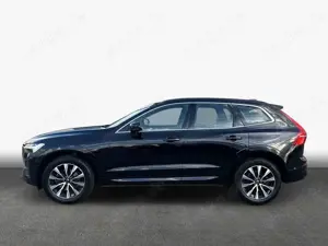Volvo XC60 XC60 B5 B AWD Core Leder SiH19''GJR WinFahrass-Pa Bild 4