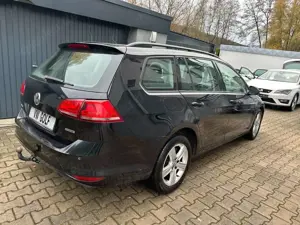 Volkswagen Golf VII Variant Comfortl. 1.6 TDI|AHK|Temp|MFL|PDC|MFL Bild 2