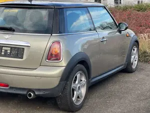 MINI Cooper MINI Action Preis für Export oder Händler Bild 3