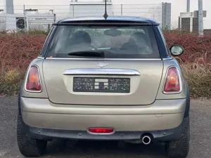 MINI Cooper MINI Action Preis für Export oder Händler Bild 2