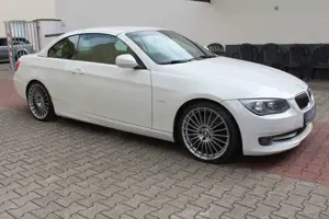 BMW 318 i Cabrio edition ( Leder / Navi / PDC / 19" ) Bild 2