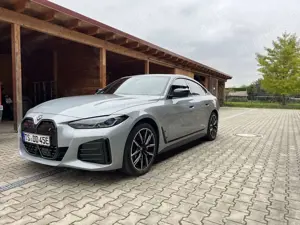 BMW i4 eDrive40 M Sportpaket Pro Vollausstattung