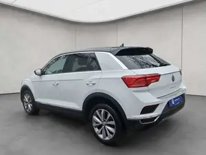Volkswagen T-Roc 1.6 TDI Style NAVI GJR DAB Bild 3