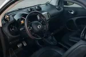 smart forTwo Brabus Edition Bild 3