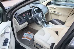 Volvo XC60 D5 AWD Aut. Momentum Klimaautomatik Tempomat PDC A Bild 5