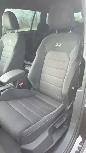 Volkswagen Golf Variant R BMT/Start-Stopp 4Motion Bild 5