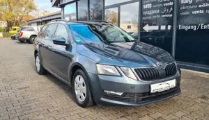 Skoda Octavia Combi Ambition 1.6 TDi - AHK -