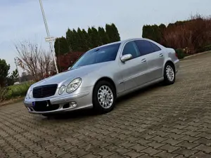 Mercedes-Benz E 200 Kompressor Elegance*Scheckheft*LPG-GASANLAGE!