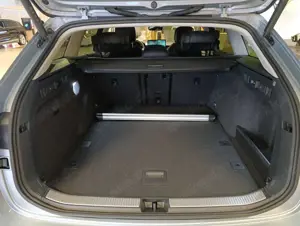 Skoda Superb Combi 2.0 TDI DSG 4x4 Selection Bild 5