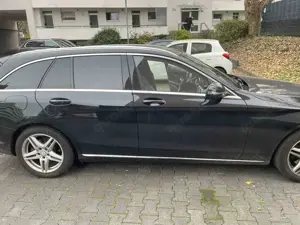 Mercedes-Benz C 220 C 220 (BlueTEC) d T 7G-TRONIC Avantgarde