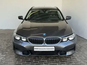 BMW 330 e Tour. Sport Line LiveCock.AHK.ParkAss.SHZ.