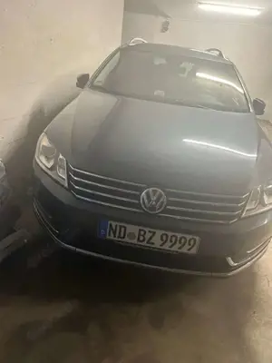 Volkswagen Passat 2.0 TDI (BlueMotion Technology) DSG Comfortline Bild 2