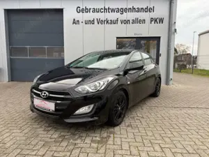 Hyundai i30 blue Classic*1HAND*SCHECKHEFT*8FACH BEREIFT