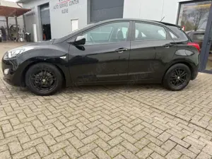 Hyundai i30 blue Classic*1HAND*SCHECKHEFT*8FACH BEREIFT Bild 3