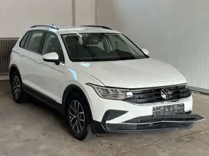 Volkswagen Tiguan |Life|ACC|3-Zonen|Massage|UNFALL Bild 1