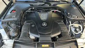 Mercedes-Benz E 400 4Matic T 9G-TRONIC Avantgarde Bild 4