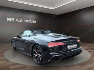 Audi R8 Spyder 5.2 FSI quattro performance Carbon Bild 4