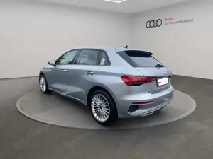 Audi A3 30 TFSI LED Navi PDC+ Teilleder Bild 5