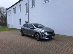 Renault Clio V 1.6 E-TECH Hybrid 145 Techno, GJR, SHZ Bild 2