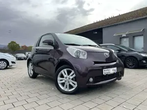 Toyota iQ