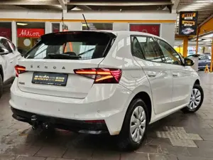 Skoda Fabia Selection*SHZ*LED*AHK*PDC*Bluetooth* Bild 2