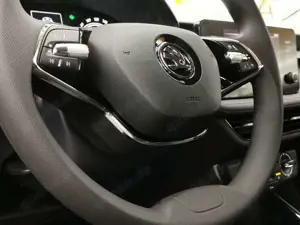 Skoda Fabia Selection*SHZ*LED*AHK*PDC*Bluetooth* Bild 5