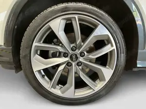 Audi Q2 35 TFSI advanced AHK Matrix Navi Virtual Carp Bild 5