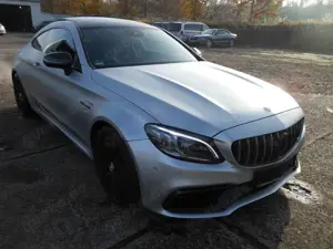 Mercedes-Benz C 63 AMG **S** Bild 4