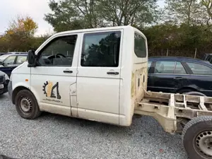 Volkswagen T5 Transporter Doppelkabine*TÜV 04/2027 Bild 4