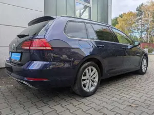 Volkswagen Golf Variant Golf VII Variant 1.6 TDI DSG *Navi,AHK,Kamera* Bild 3
