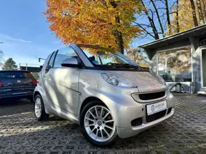 smart forTwo PASSION*CABRIO*SERVOLENKUNG*CARPLAY*KLIMA