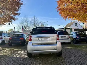 smart forTwo PASSION*CABRIO*SERVOLENKUNG*CARPLAY*KLIMA Bild 5