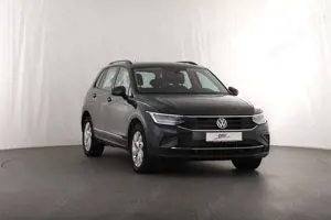 Volkswagen Tiguan 2.0 TDI Life 4Motion DSG AHK LED NAVI ACC PDC DAB Bild 2