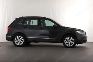 Volkswagen Tiguan 2.0 TDI Life 4Motion DSG AHK LED NAVI ACC PDC DAB Bild 3