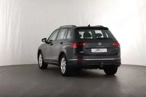 Volkswagen Tiguan 2.0 TDI Life 4Motion DSG AHK LED NAVI ACC PDC DAB Bild 5