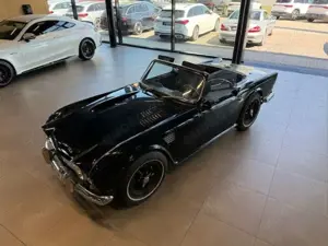 Triumph TR4 TR4 WEBER-VERGASER+FÄCHER KRÜMMER+OVERDRIVE+TOP Bild 2