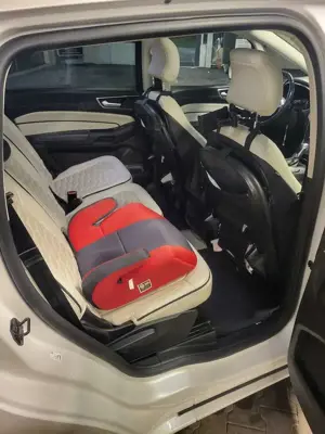 Ford S-Max 2.0 TDCi Bi-Turbo Aut. Vignale Bild 5